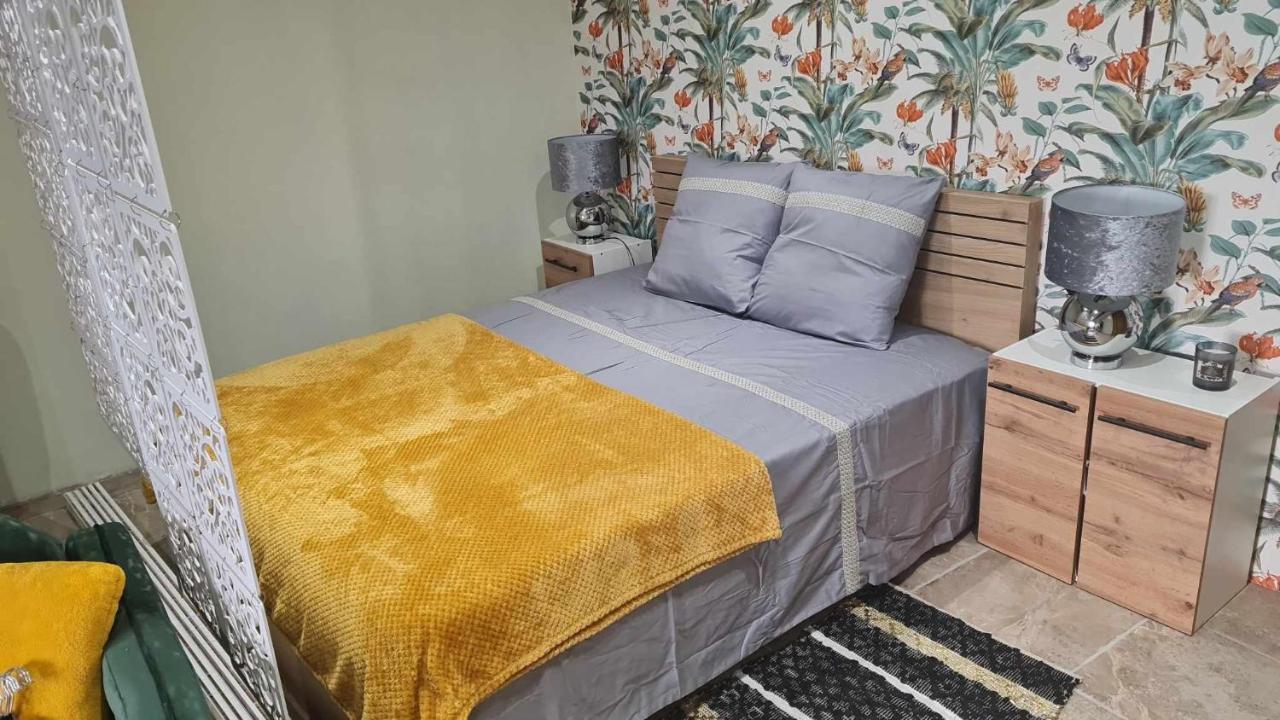 Chez Karine - Appartement Lédenon Extérieur photo